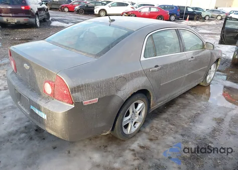 2010 Chevrolet Malibu Ls z USA, uszkodzony, nr VIN 1G1ZB5EB6AF298361